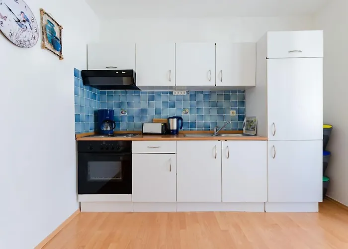 アパート Damir *