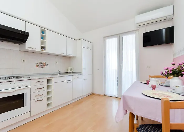 Apartment Damir *